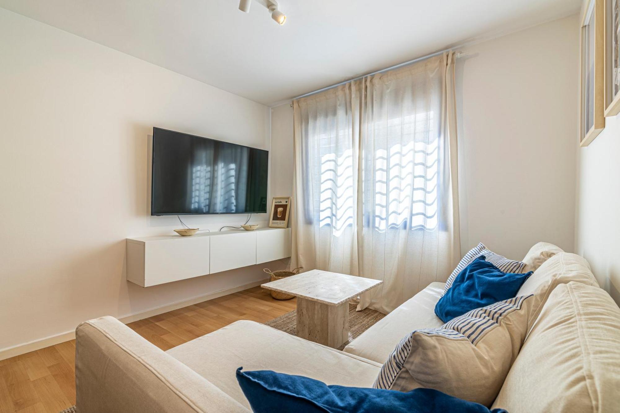 Solis Mare Apartments - Pedregalejo Beach Málaga Exteriör bild